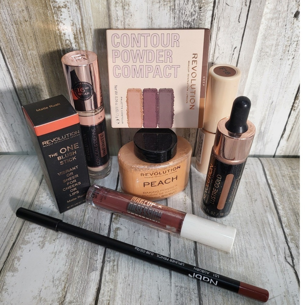 Makeup Revolution 8 Piece Bundle Eye Shadow Lip Liner & Lipstick Baking Powder - Picture 3 of 7